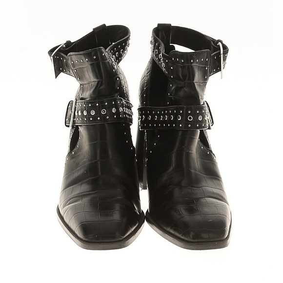 Zara Black Croc-Embossed Ankle Boots with Studs - Picture 1 of 4